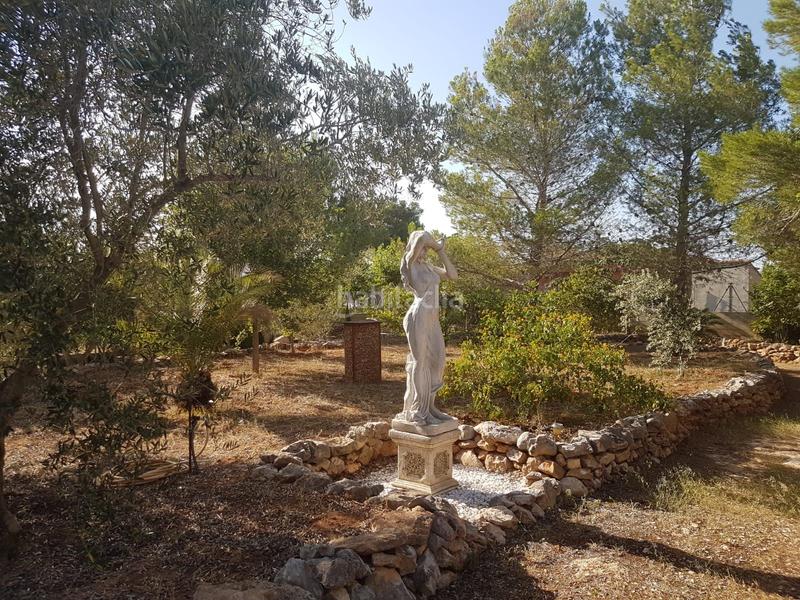 Foto c389564f-39e4-4c12-9187-a35fc48c562c. Terreny residencial a Catadau