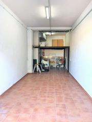 Local Comercial a Carlet. Almacen zona futbol