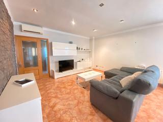 Casa adossada en Carlet. Bungalow zona fp