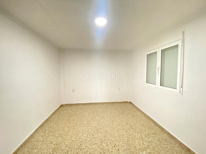 Foto d2a6a4d3-11e4-4b09-8630-cb96277ee5fc. Piso en Carlet