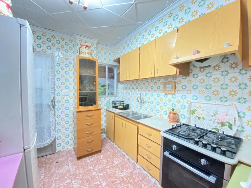 Foto 1769462e-18e2-47e3-8d7b-1f51818459db. Flat with heating in Carlet