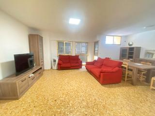 Miete Etagenwohnung in Caputxins. Piso en alquiiler zona centrica alzira