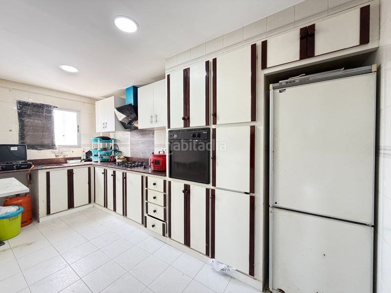 Foto f9a19b51-0c1b-4589-bb5f-792421815f44. Piso  en Carlet
