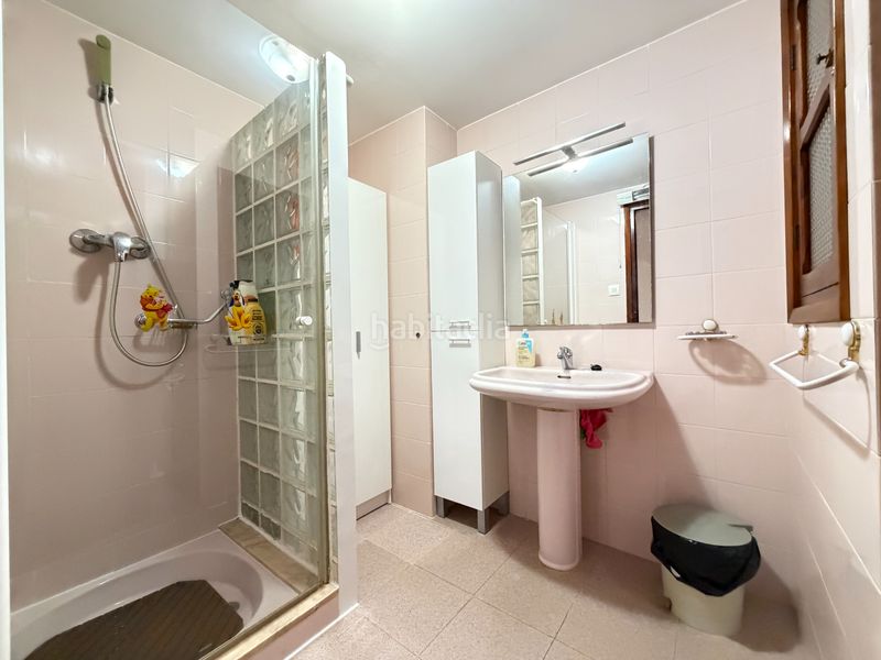 Foto aab94e53-8cd9-4dd4-baa6-b18748b77c8f. Pis amb xemeneia aparcament a Carlet
