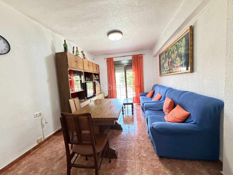 Foto b82c337e-f4c1-4fd2-8ba9-56264a03bf75. Pis amb xemeneia aparcament a Carlet