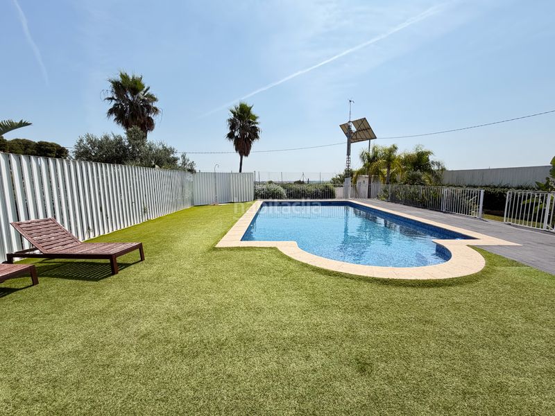 Foto eb8f0daf-f90e-442d-bf59-eede2d618bc9. Xalet amb calefacció aparcament piscina a Carlet