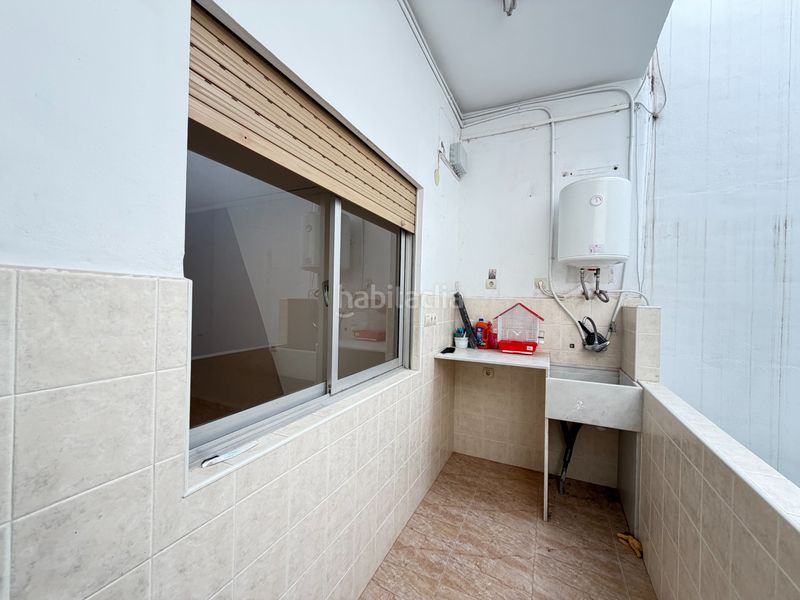 Foto 1945f835-5afd-4312-8503-67d5eba1a4f0. Casa amb aparcament a Carlet