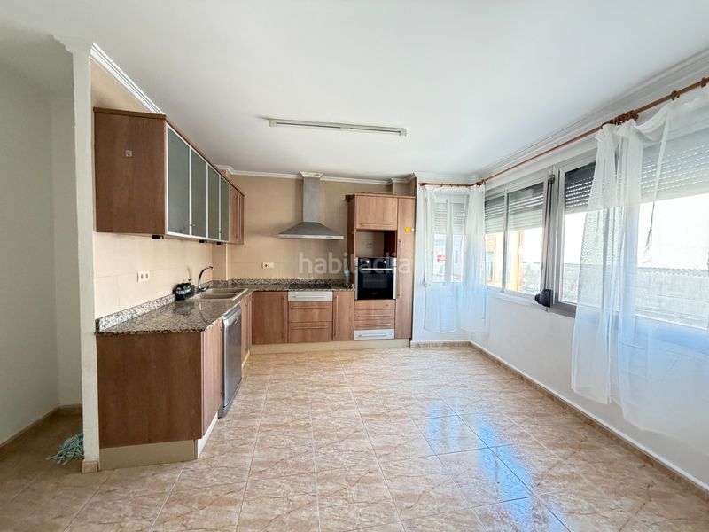 Foto fdae7eed-5bfa-4def-9837-59066edbec9f. Casa amb aparcament a Carlet