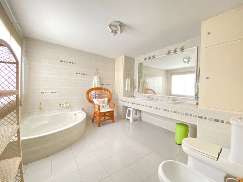 Foto d7e1bb61-d751-4cb5-b502-8ffbce72cef1. Casa amb xemeneia a Carlet