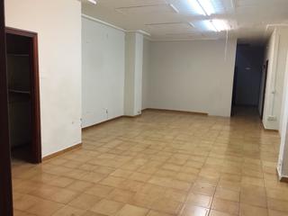 Lloguer Local Comercial  N/a. Oportunidad!!!  local comercial en 1º linea en calle corbella, d
