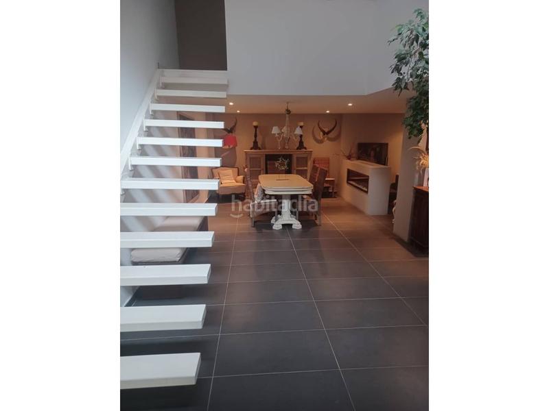 Foto 469ea442-0048-4de7-83d8-d66d2b5465d5. Pis amb aparcament a El Botànic Valencia