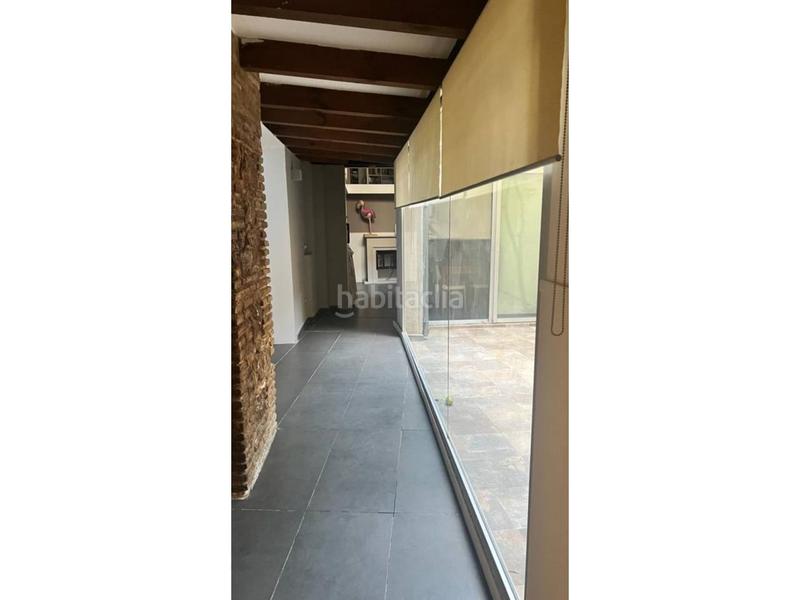 Foto f6a6b320-ab79-4584-9559-a855816d75eb. Pis amb aparcament a El Botànic Valencia