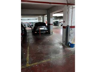 Aparcament cotxe  Pau piferrer. Plaza de parquing en venta en la salud