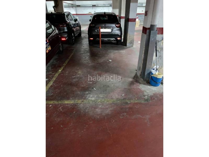 Foto 750eb2a7-86c2-4895-9b07-0cea513ceccf. Aparcament cotxe a La Salut Badalona