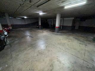 Aparcament cotxe  Federico garcía lorca. Parquing con trastero en venta en la salud
