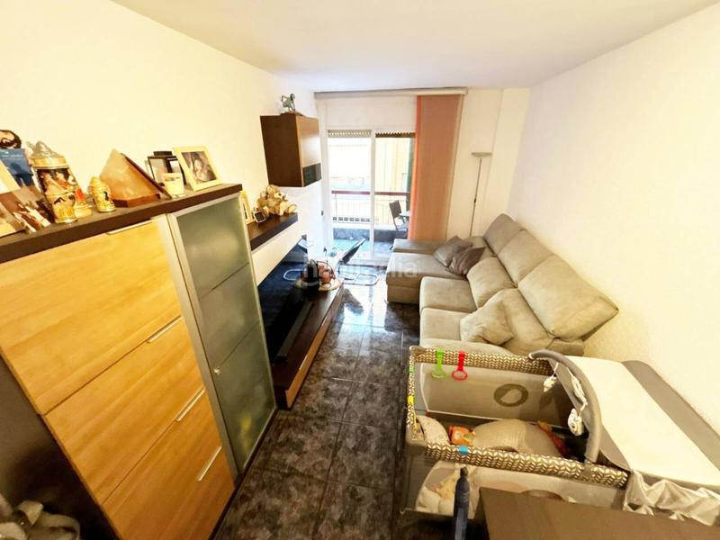 Foto 5a062be2-9922-457c-9f27-3d7b4bc63373. Piso  en venta 3 hab., con balcon, patio y ascensor en Badalona