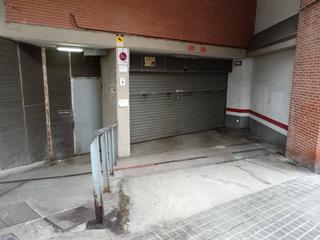 Aparcament cotxe  Federico garcía lorca. Plaza de parquing en venta en la salud