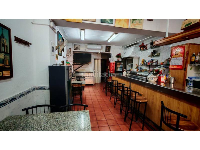 Foto 8530e10c-727d-4944-8b22-7ae705e24ab0. Local comercial se vende bar funcionando y totalmente equipado! en Badalona