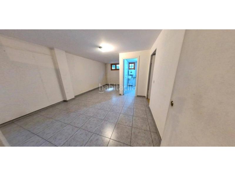 Foto daaca642-6233-4dbb-99c8-c19e0388888e. Casa gran casa en venta montigala en Centre Badalona