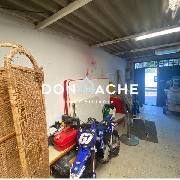 Foto f0bb9095-22a4-4320-aade-7169ea218898. Parking voiture dans Centro Mérida