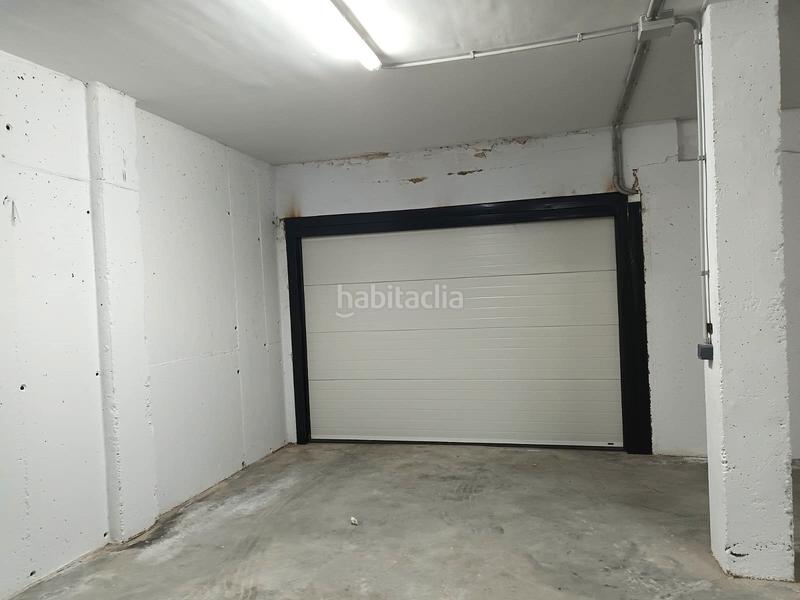 Foto b8faed58-54a9-494f-8b1c-7885034f890d. Aparcament cotxe a Sur Mérida