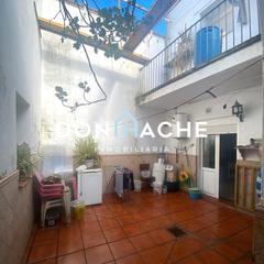 Maison à Centro. Gran casa en casco histórico