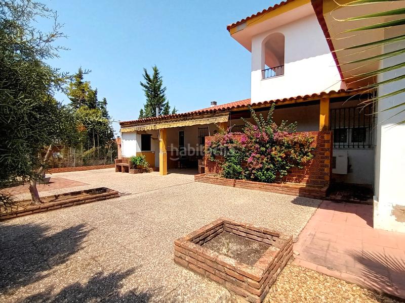 Foto 24b02877-beae-4c33-b117-eb7dc49376b4. Chalet  ideal en urbanización privada en Golf Guadiana Badajoz