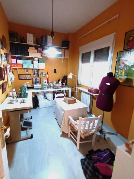 Foto d4f18d4a-3b07-4e40-9090-2996958e0335. Chalet  ideal en urbanización privada en Golf Guadiana Badajoz