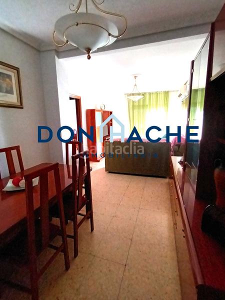 Foto 62e76f7f-cd70-4d71-ad28-e7f00ba72de8. Appartamento con parcheggio in Oeste Mérida