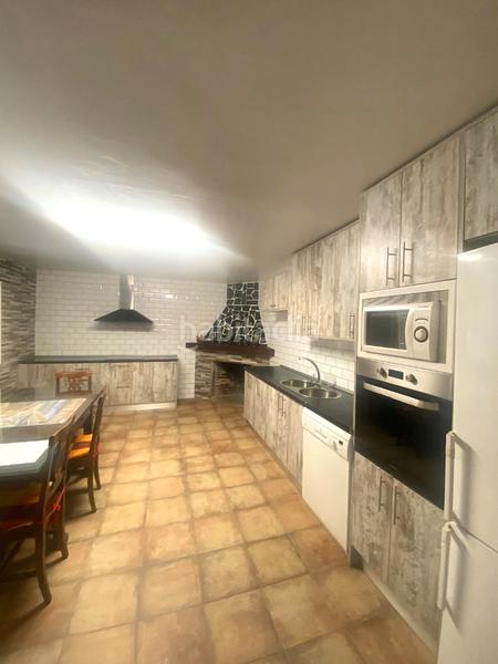 Foto 5f83d9b1-9caf-4a05-8357-61a5af1e8c6a. Masía gran chalet cercano a en Este Mérida