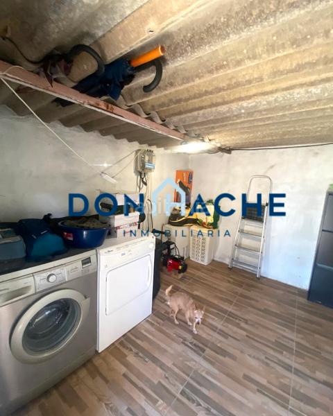 Foto fd137bfd-009c-4f87-a0ba-11926addd463. Masía gran chalet cercano a en Este Mérida