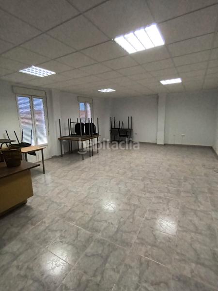 Foto 7918b6af-ccc7-4e47-9b10-c5653c75cd61. Edificio don hache vende edificio en Guareña