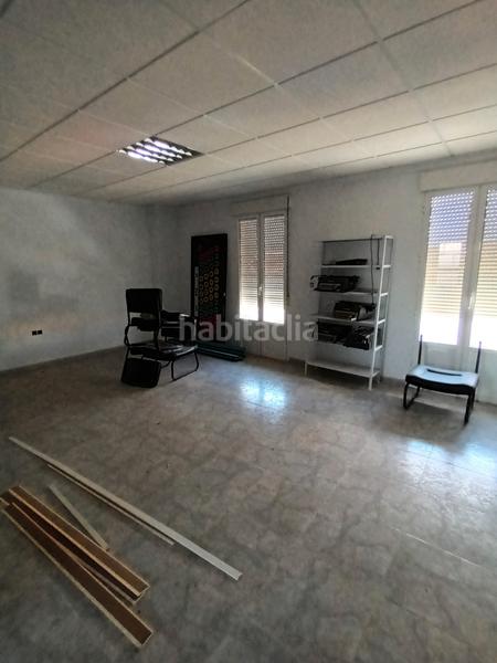 Foto c14ae9f7-c814-4937-9959-3c715f5e9d65. Edificio don hache vende edificio en Guareña