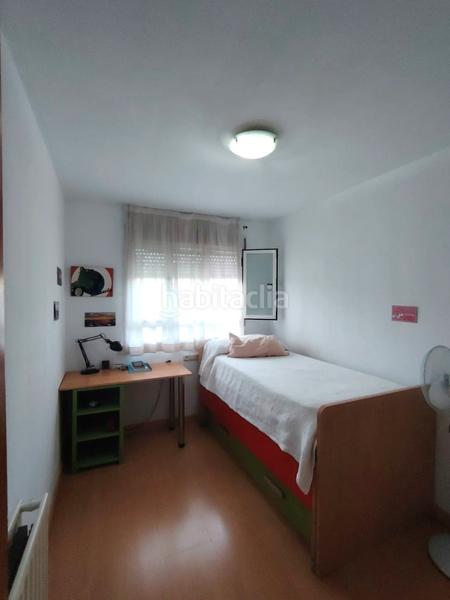 Foto 4a74666c-c22a-4fb7-85af-6897a645929c. Semi detached house with heating parking in Norte Mérida