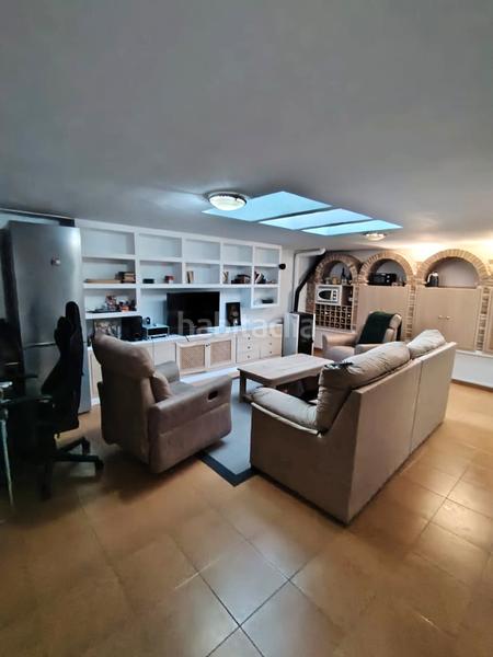 Foto b048f785-6daa-4f91-a0de-98f5903e7b55. Semi detached house with heating parking in Norte Mérida