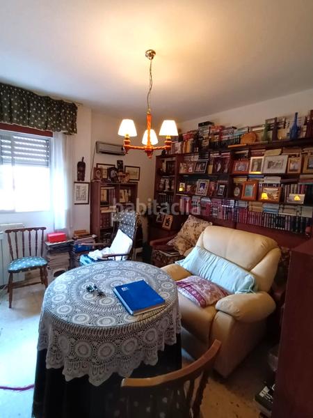 Foto 49e6214d-f409-48cc-87db-270a1053becf. Pis amb calefacció aparcament a Centro Mérida