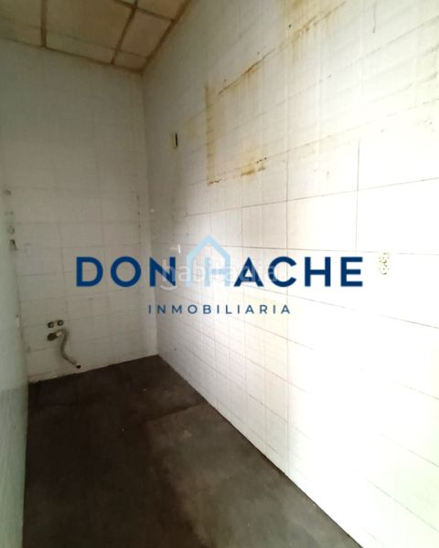 Foto d009ad75-7379-4f50-ac21-2ca87ab3eb4f. Alquiler local comercial local en alquiler zona argentina en Mérida