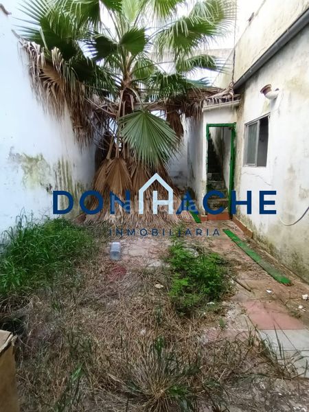 Foto b42b9a7b-8a5a-4154-a036-ce8c238659a3. Casa a Centro Mérida