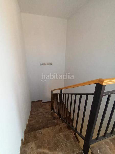 Foto c4ecfd46-5b82-4bc3-83c6-a26ca1eb2860. Casa aparellada amb calefacció aparcament a Sur Mérida