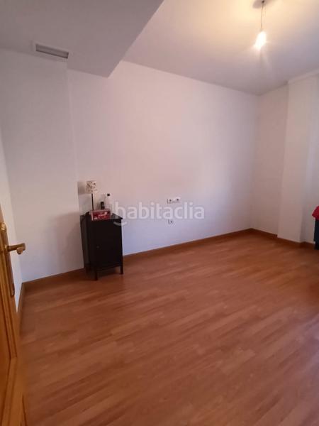 Foto df9227cc-cb5b-4675-bea2-d650bb4ced43. Casa aparellada amb calefacció aparcament a Sur Mérida