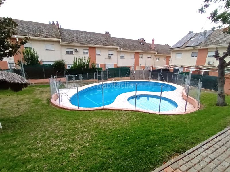 Foto 385a6045-a20e-4981-b519-249418f4708e. Casa adossada amb calefacció piscina a Norte Mérida