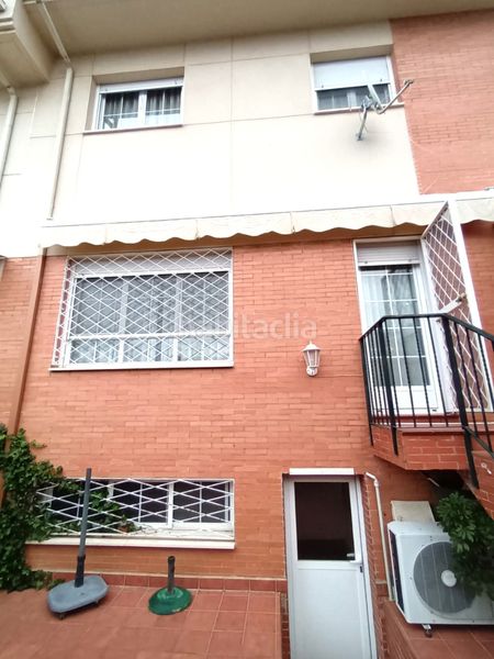 Foto a7659335-b98b-49bc-9aff-64bce1b90a28. Casa adossada amb calefacció piscina a Norte Mérida
