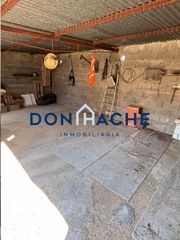 Wohngrundstück in Esparragalejo. Solas más nave en esparragalejo (don hache inmobiliaria)
