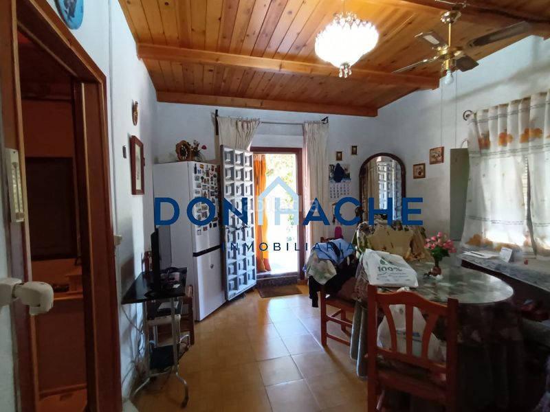 Foto a70f4a9b-ea5b-4307-a913-5d4d8ebdc376. Casa amb aparcament piscina a Don Álvaro