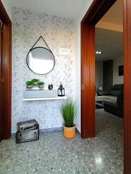 Foto a3eeca7b-b2b9-46e1-9ba4-814a840d9831. Casa adossada amb aparcament a Norte Mérida
