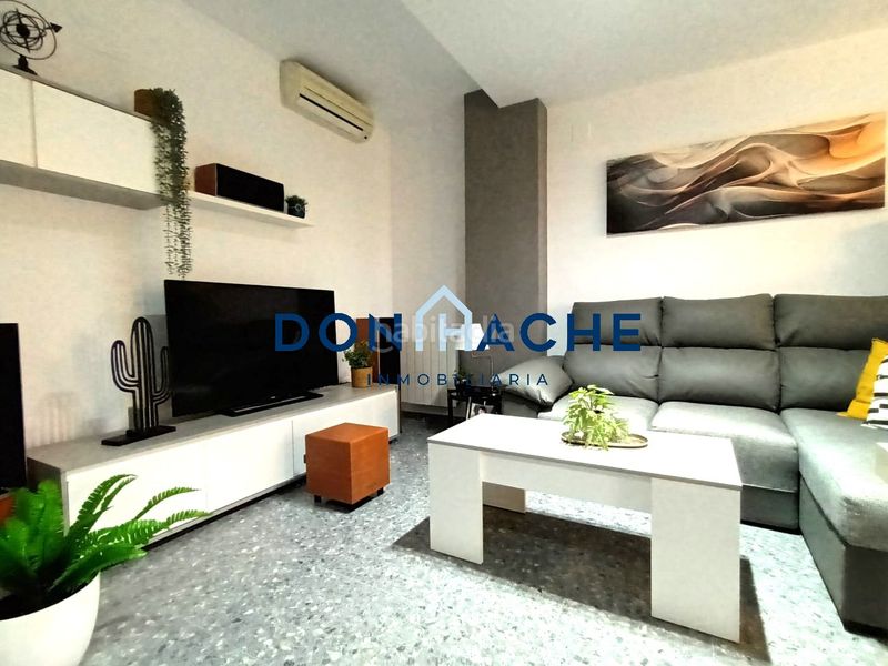 Foto cbe50376-cd93-444b-9481-a198f4e743a8. Casa adossada amb aparcament a Norte Mérida