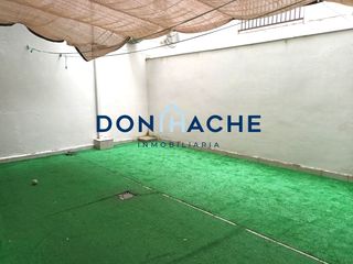 Flat in Norte. Don hache vende bajo en la calazads