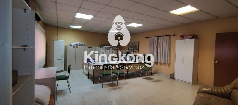 Foto 061d0b69-4aec-44c8-b24c-60082a1061bc. Fabrikhalle in Estación Coslada