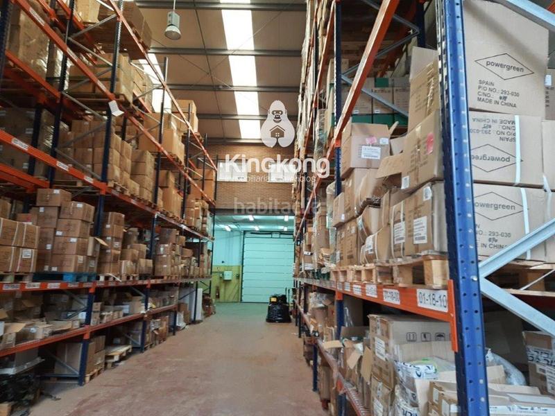 Foto 1886efbf-a856-46c9-a098-a05398e82528. Nau industrial a Loeches