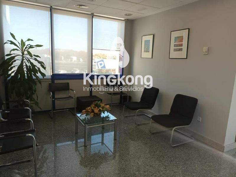 Foto bbc84303-fa1c-4256-9d98-da9c8f731643. Miete büro mit heizung in Polígono de las Monjas Torrejón de Ardoz